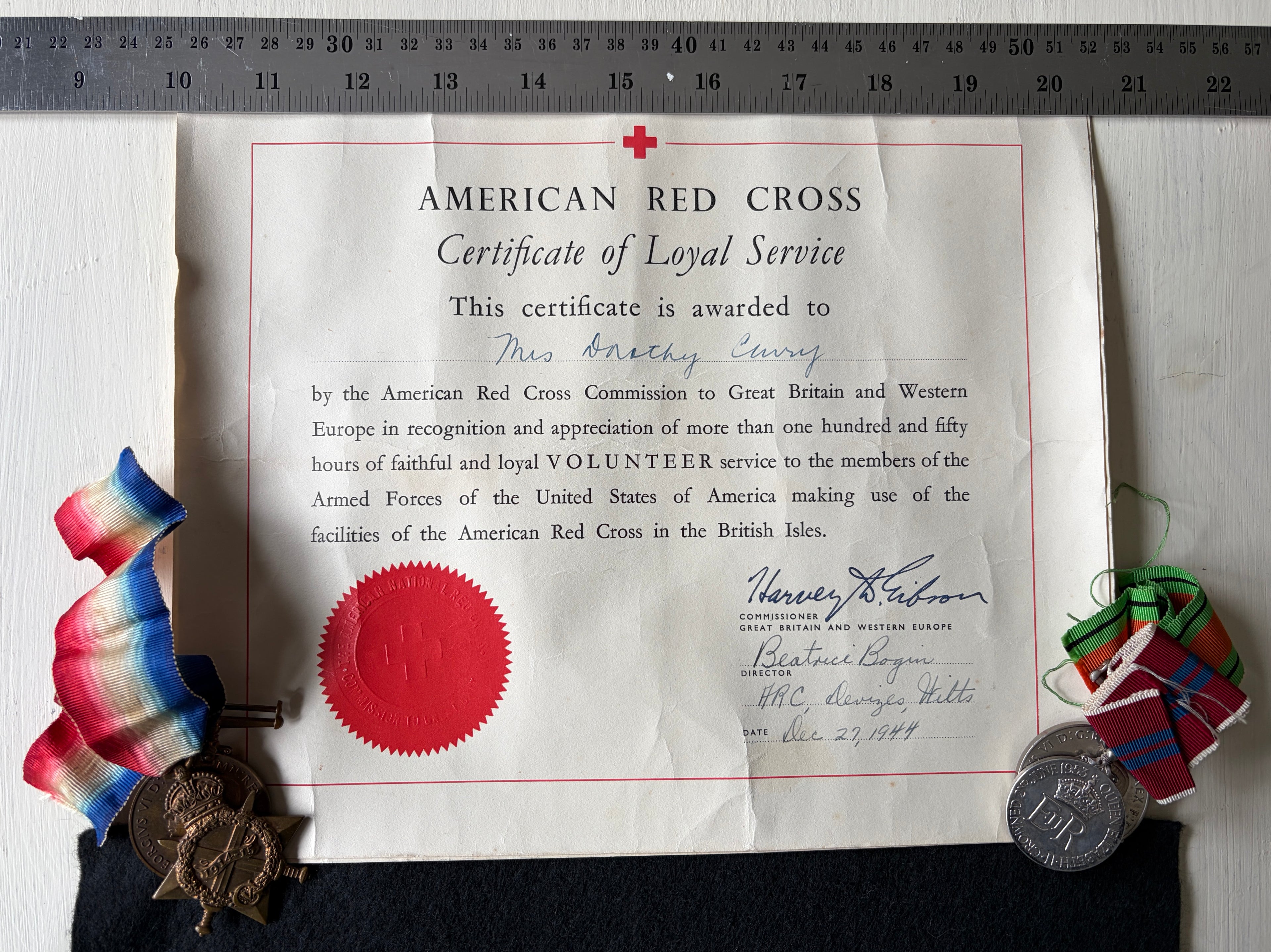 Mixed collection of medals & other items to ARTHUR CURRY, 2/10th Bn Middlesex Regiment (wounded at Gallipoli) & Wiltshire Special Constabulary, & 2 x rare American Red Cross certificates to his wife DOROTHY CURRY, a volunteer at the ‘DONUT DUGOUT’ Devizes