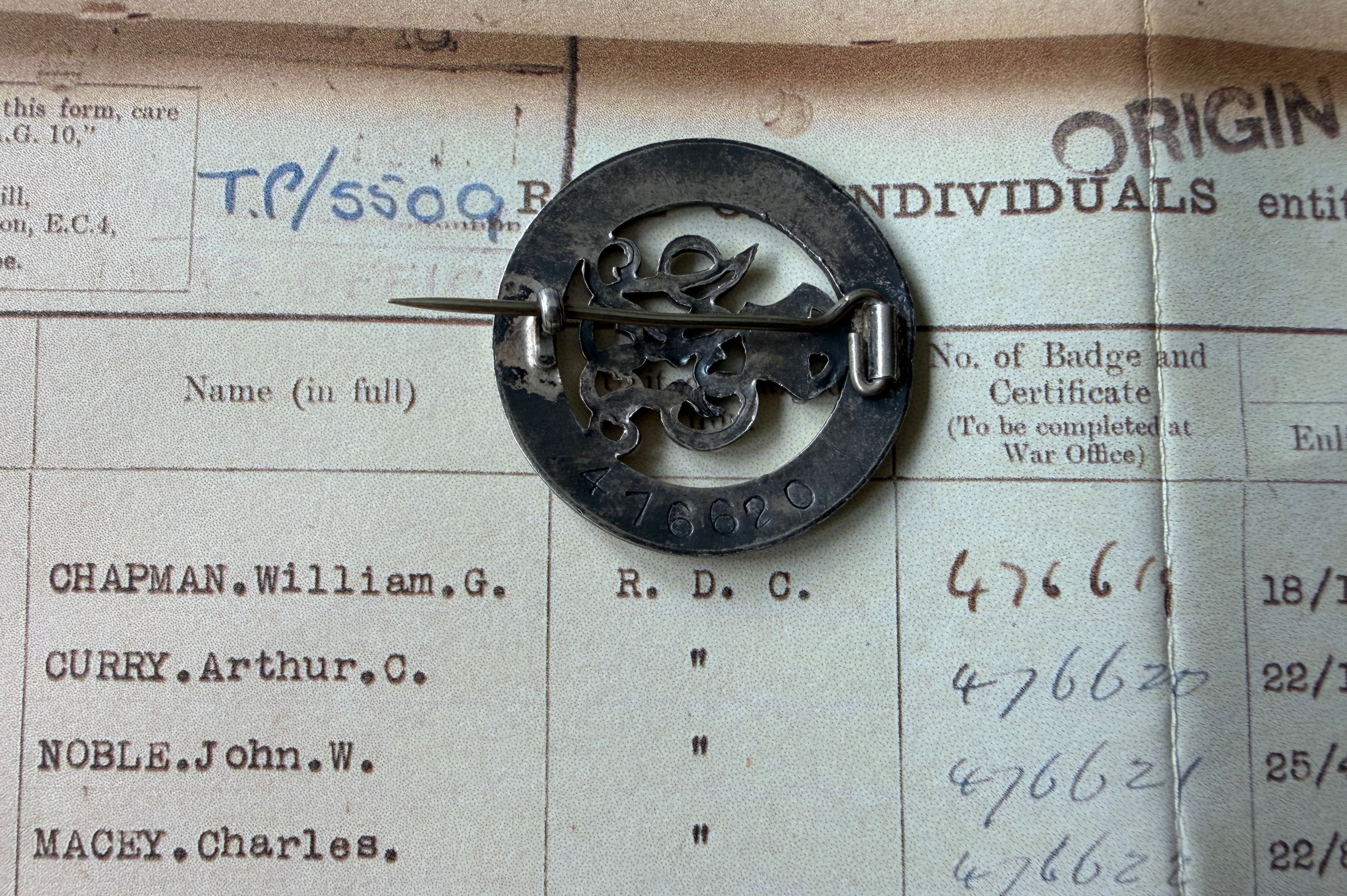 Mixed collection of medals & other items to ARTHUR CURRY, 2/10th Bn Middlesex Regiment (wounded at Gallipoli) & Wiltshire Special Constabulary, & 2 x rare American Red Cross certificates to his wife DOROTHY CURRY, a volunteer at the ‘DONUT DUGOUT’ Devizes