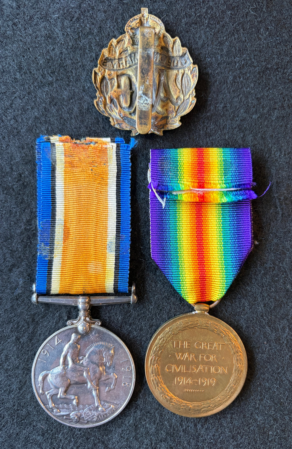 Rare WW1 British War & Victory Medal (female recipient) – Awarded to Worker (TELEGRAPHIST) LOTTIE ELEANOR STEVENS Queen Mary’s Army Auxiliary Corps, formerly Women’s Army Auxiliary Corps + brass Q.M.A.A.C. cap badge – Attached RE Signal Service
