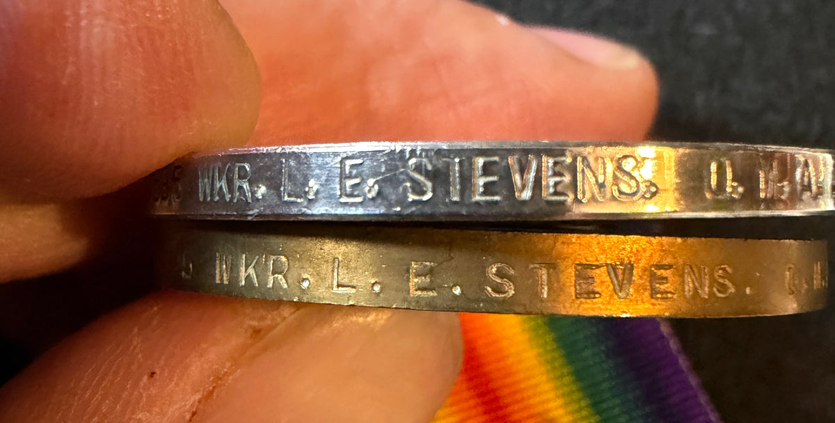 Rare WW1 British War & Victory Medal (female recipient) – Awarded to Worker (TELEGRAPHIST) LOTTIE ELEANOR STEVENS Queen Mary’s Army Auxiliary Corps, formerly Women’s Army Auxiliary Corps + brass Q.M.A.A.C. cap badge – Attached RE Signal Service